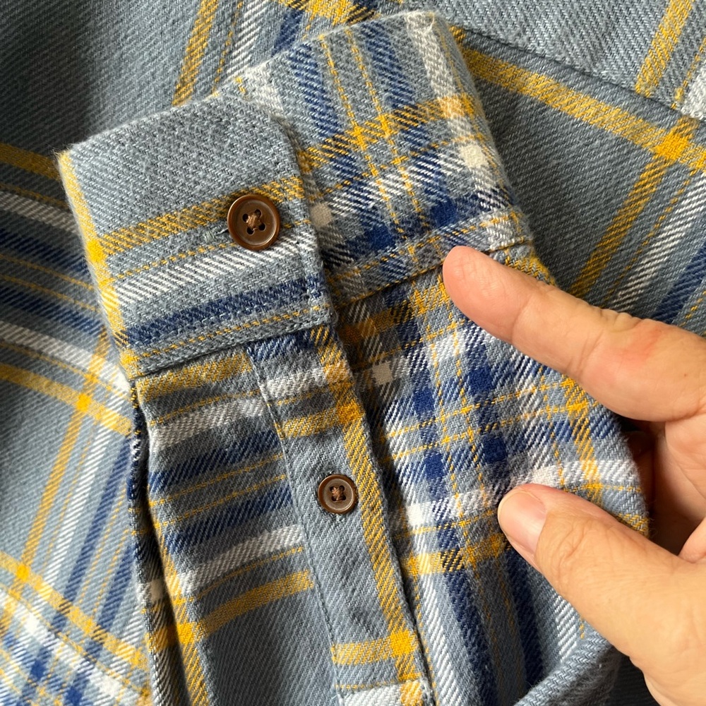 Old Navy Men’s XXL Blue Plaid Heavy Flannel Shacket Cotton EUC Light Jacket Soft - Picture 6 of 7
